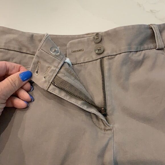 LOFT Curvy straight leg grey Trousers FREE w/Bundle Purchase - Picture 3 of 10